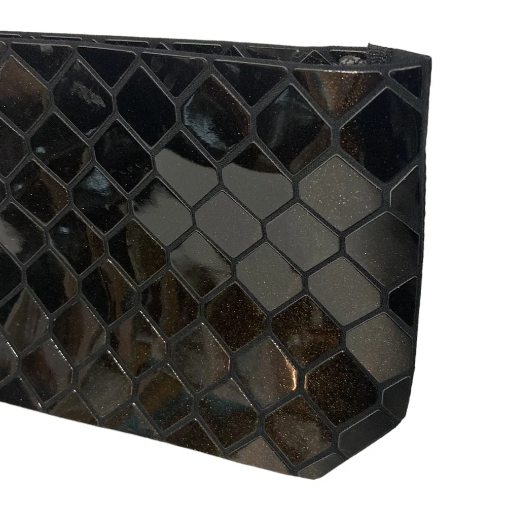 Emilio Pepe Italy Womens hexagon geometric clutch bag handbag purse